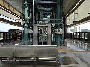 Metro l2 gorg 7 nuevas asiaticas 1131