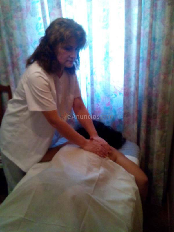 Madurita de 42 años con experiencia en todo tipo de masajes terapéuticos 352
